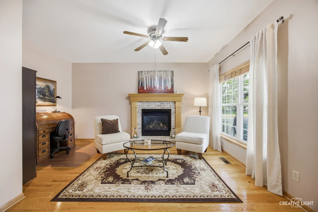 Photo of 1901 Lakeside Drive