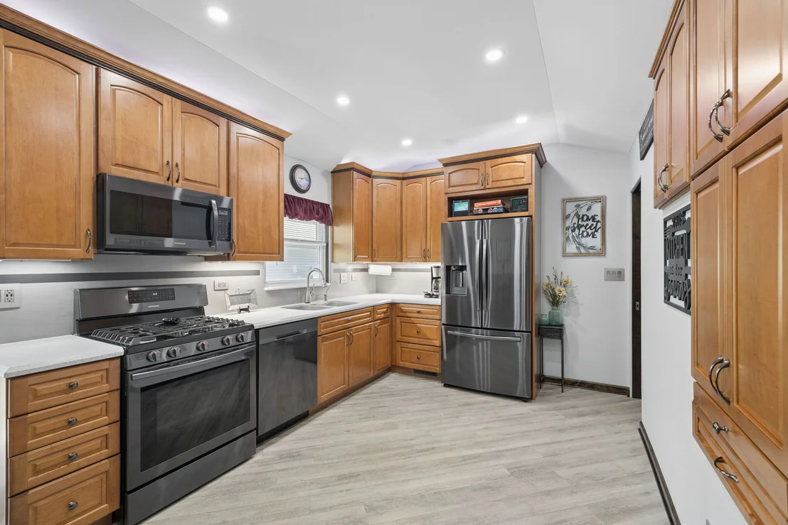 Photo of 1106 Maple Court