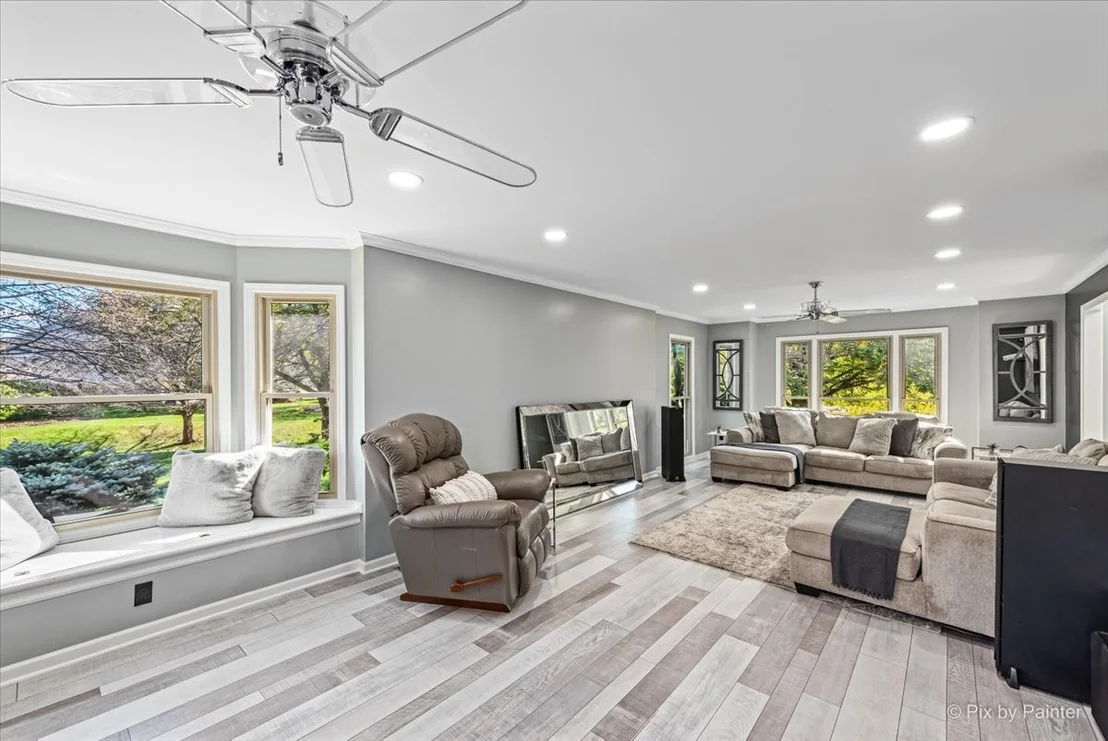 Photo of 7 Crestview Drive
