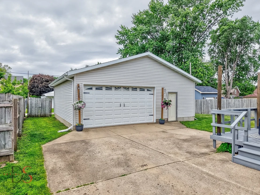 Photo of 517 5th Avenue