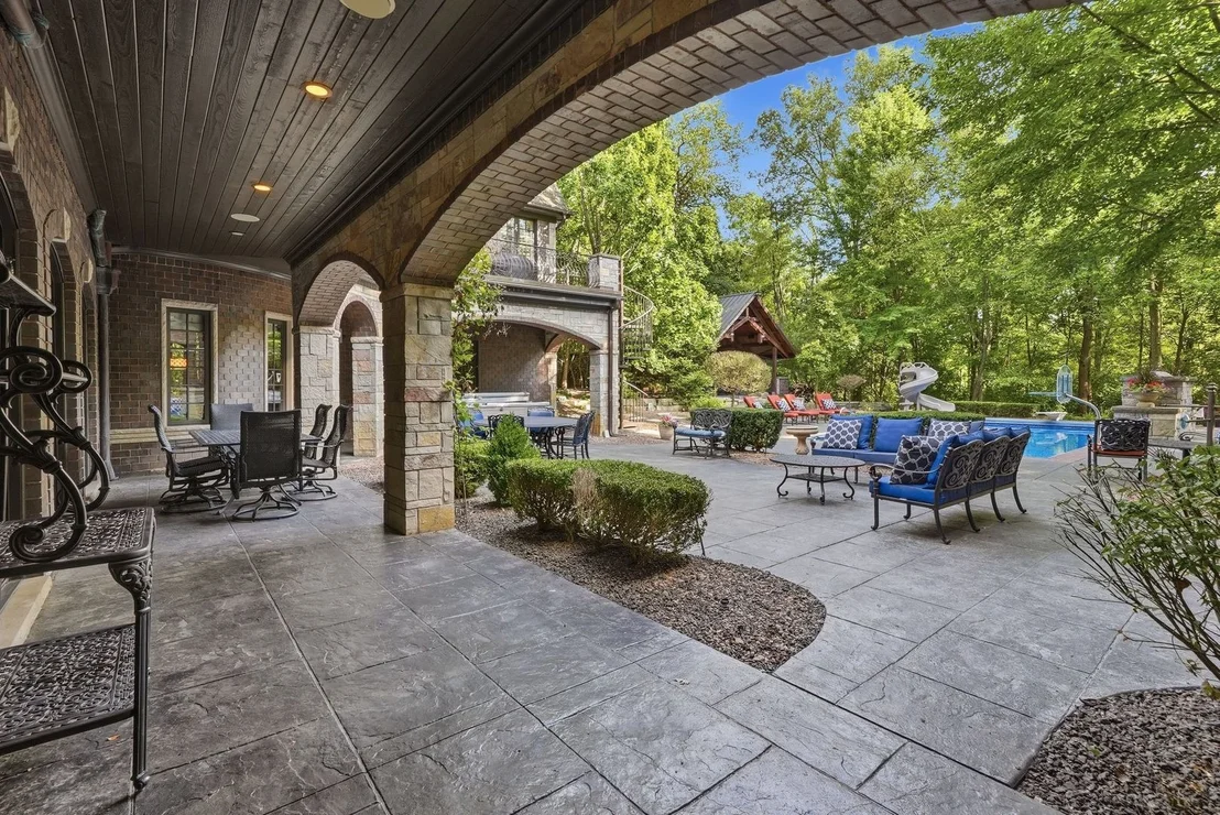 Photo of 501 Chatfield Road