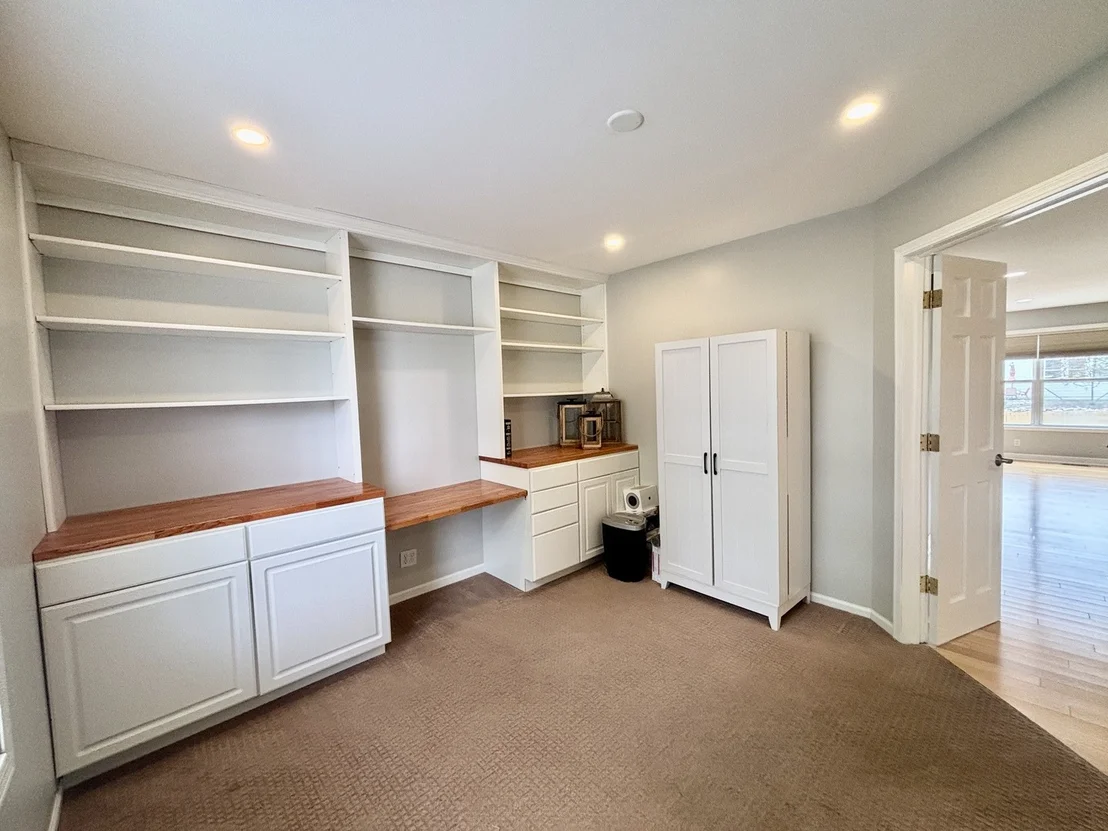 Photo of 2501 Ridgefield Drive
