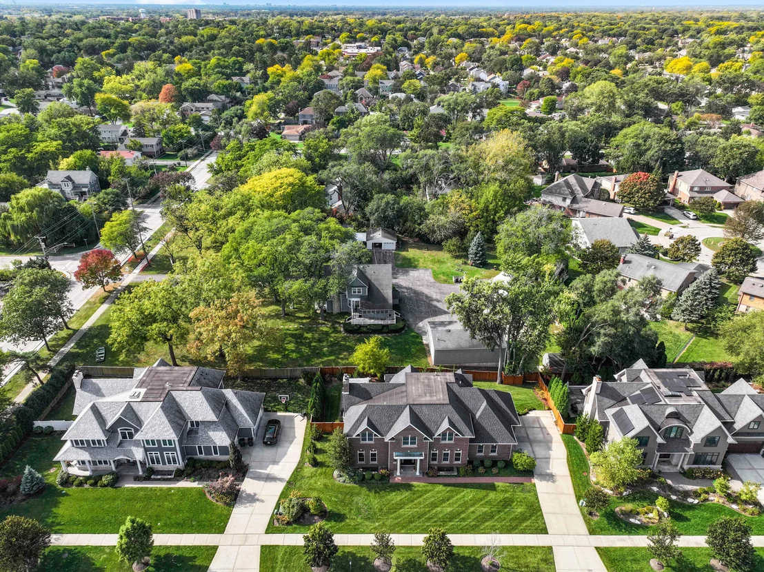 Photo of 1024 Prairie Lawn Road