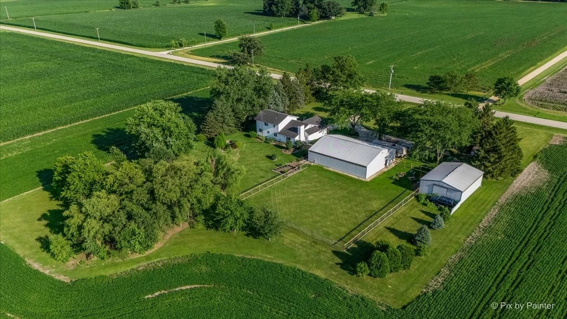 Photo of 49W972 Peterson Road