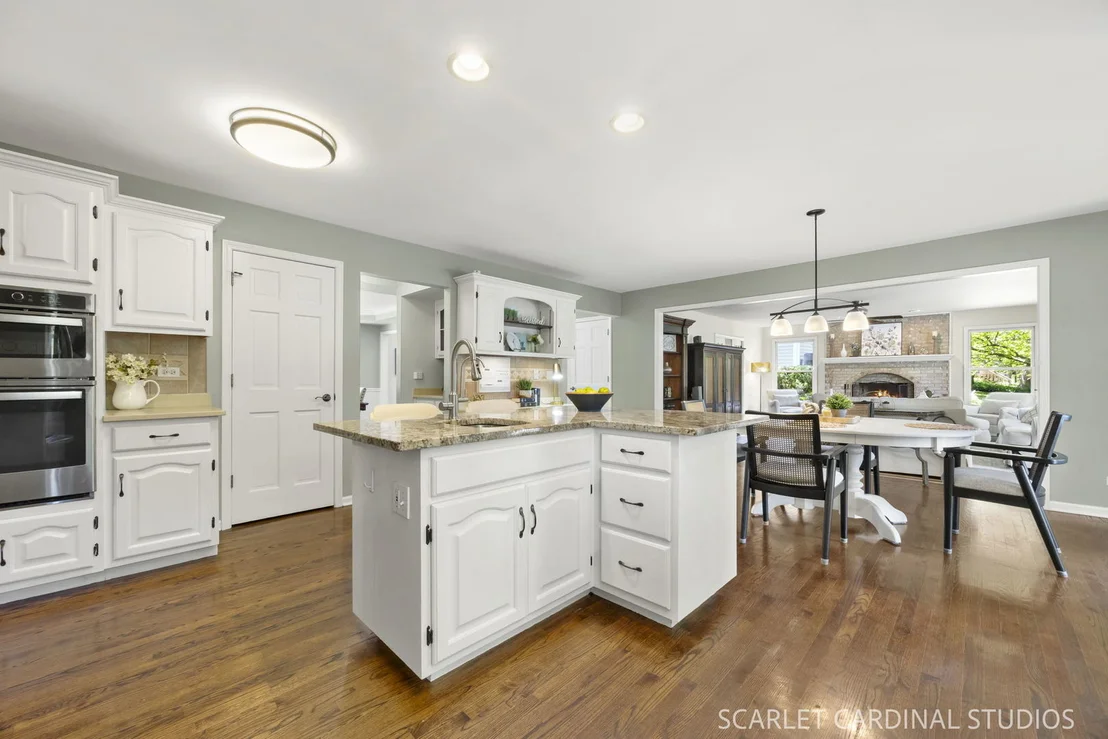 Photo of 1050 Aster Lane