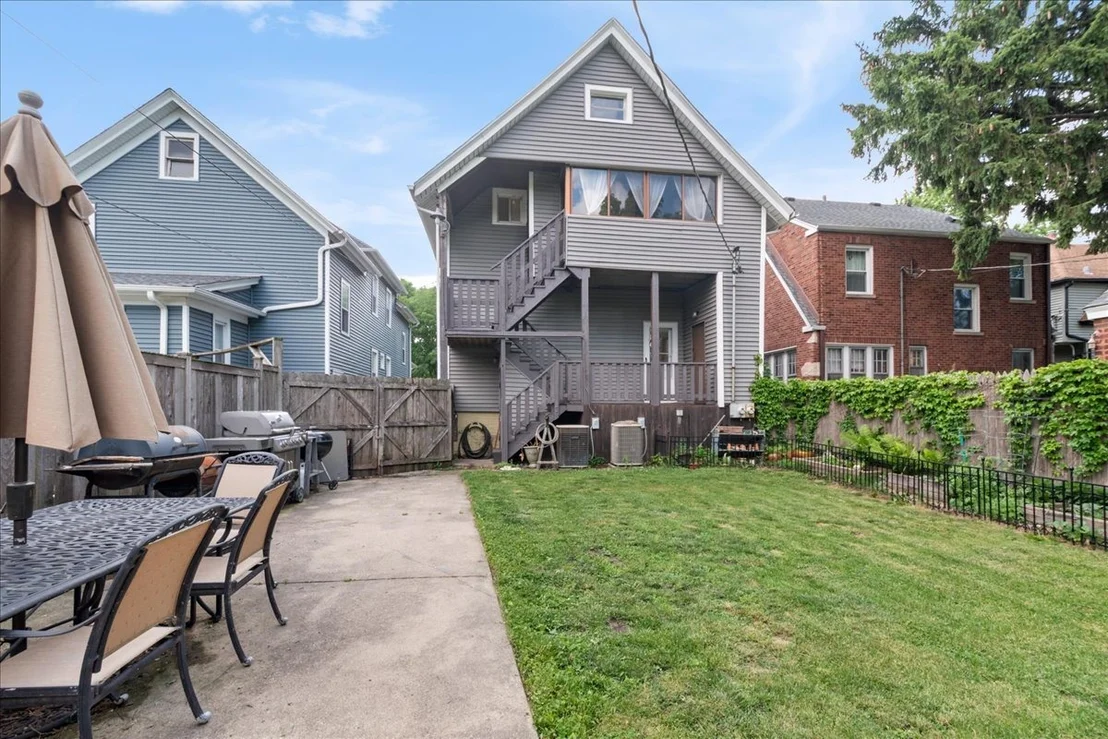 Photo of 1621 Florence Avenue
