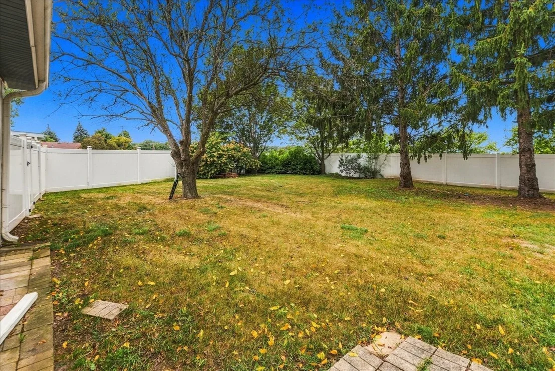 Photo of 23949 W Plainsman Circle