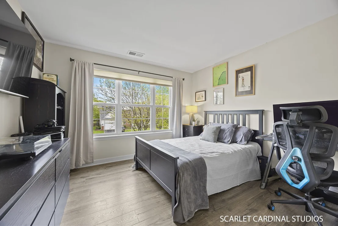 Photo of 2561 Lyman Loop