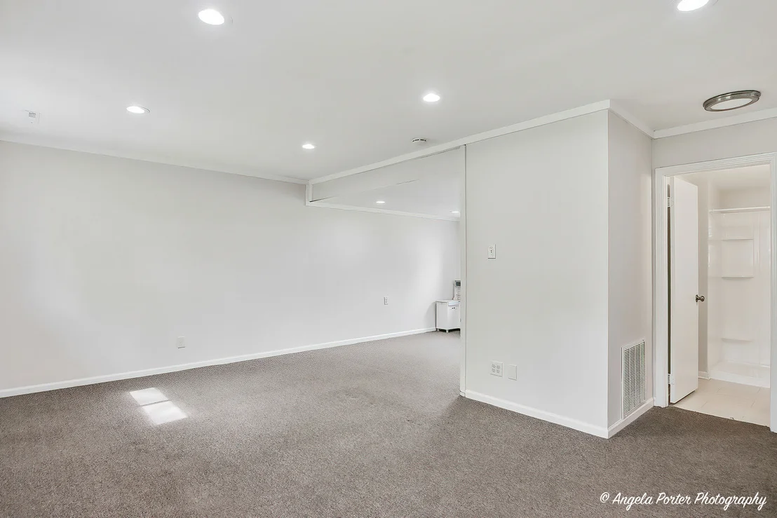 Photo of 213 Windridge Drive