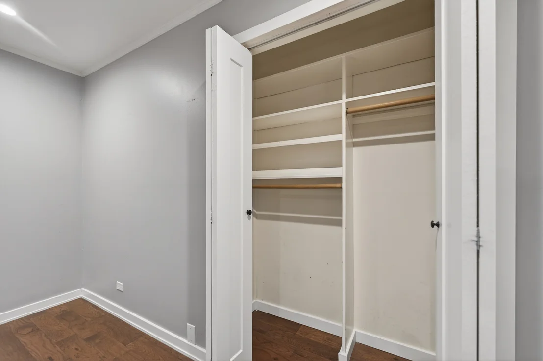 Photo of 1164 W Grant Drive
