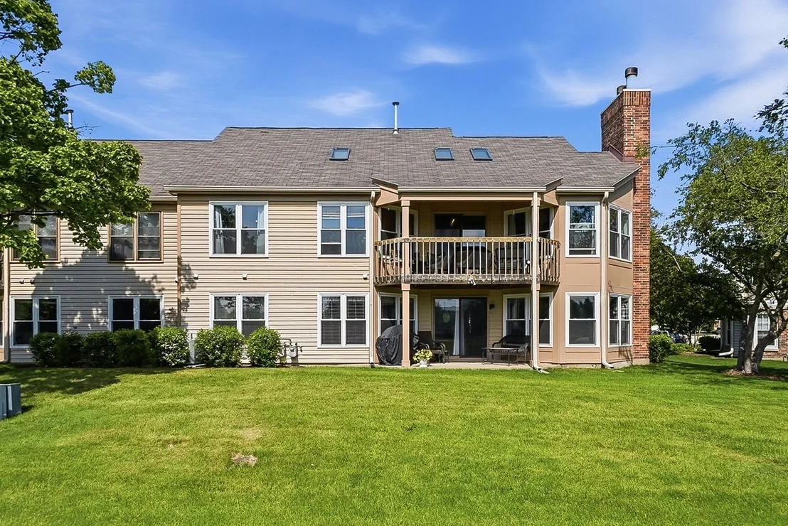 Photo of 489 Banyan Tree Lane