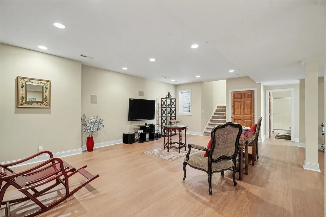 Photo of 1706 Mullikin Drive