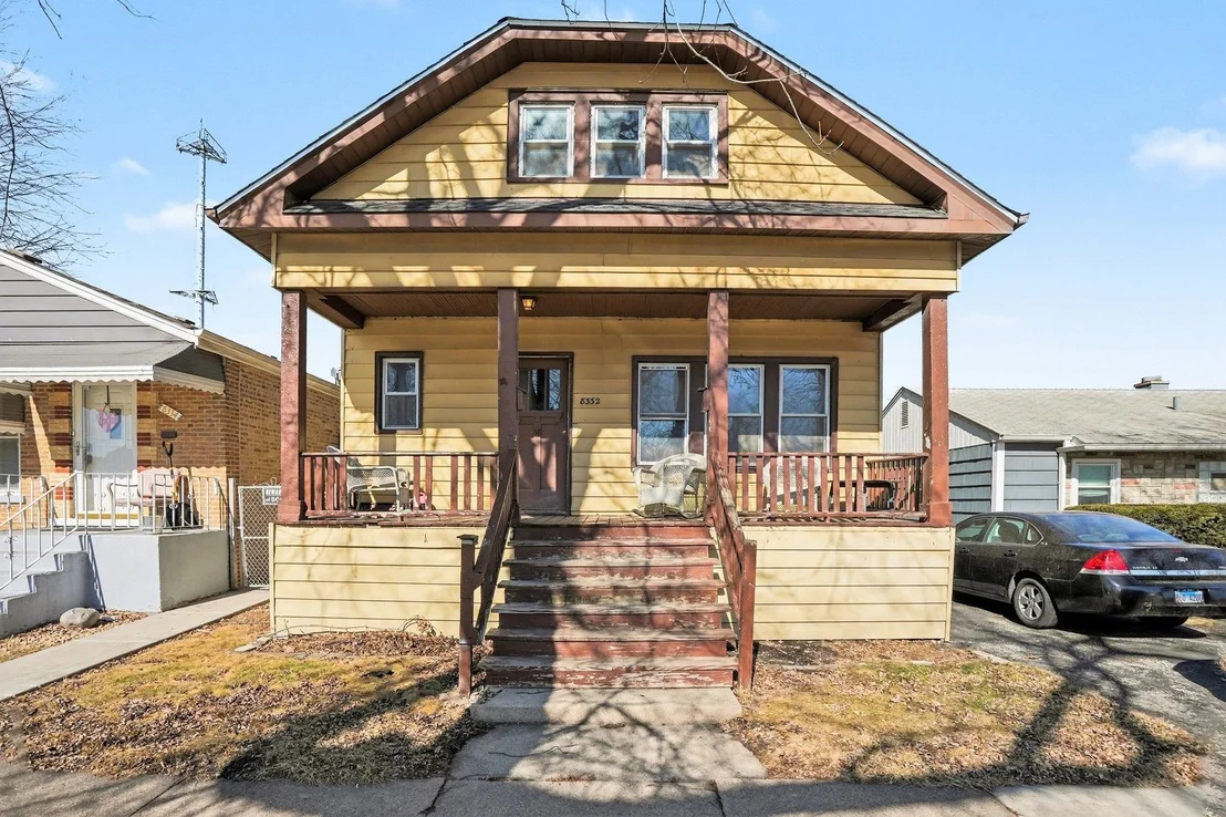 Photo of 8332 44th Place