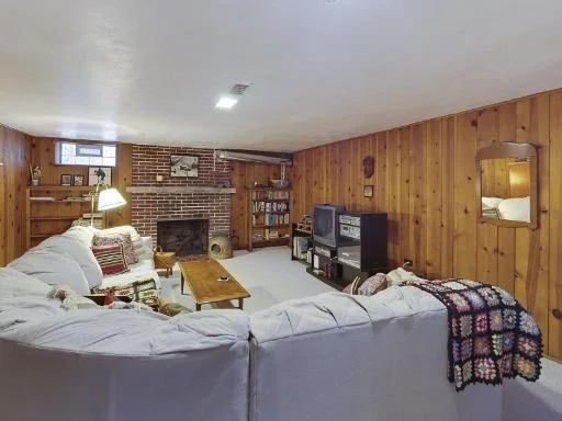 Photo of 3207 THAYER Street