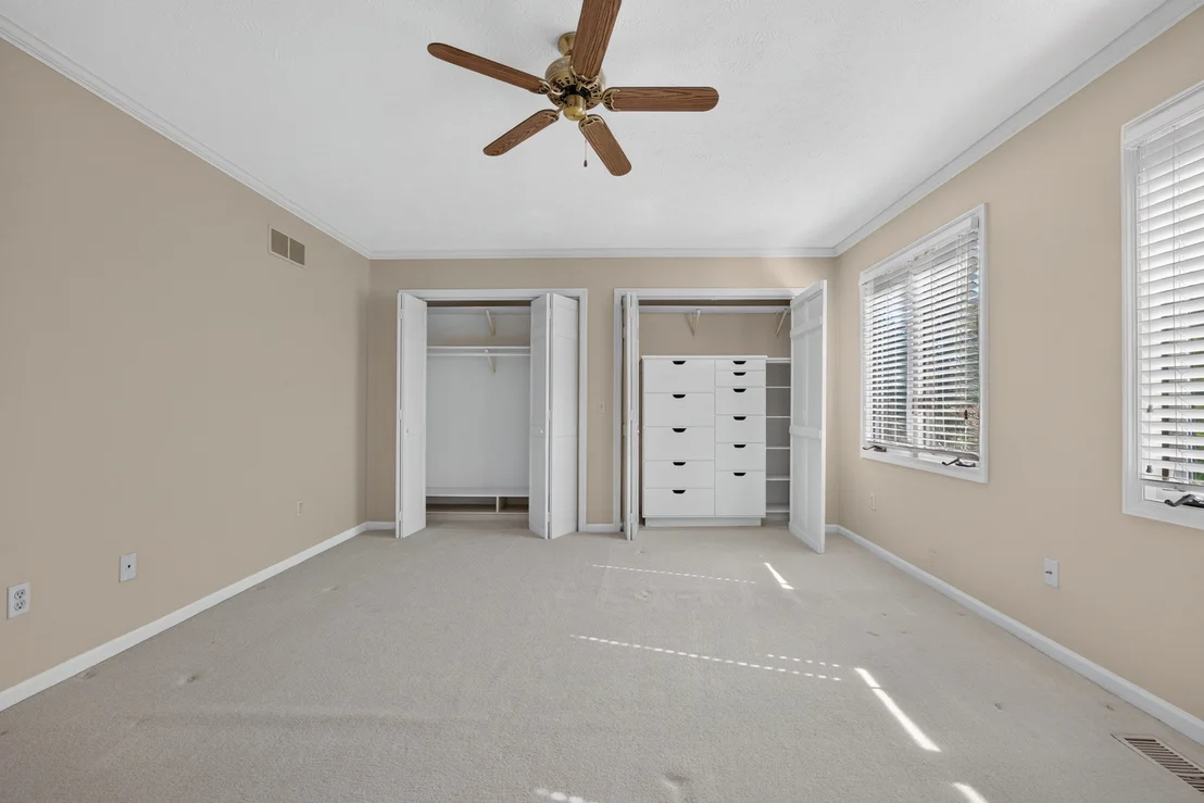 Photo of 117 Manor Circle