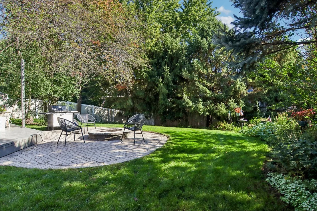 Photo of 585 Yellowstone Drive