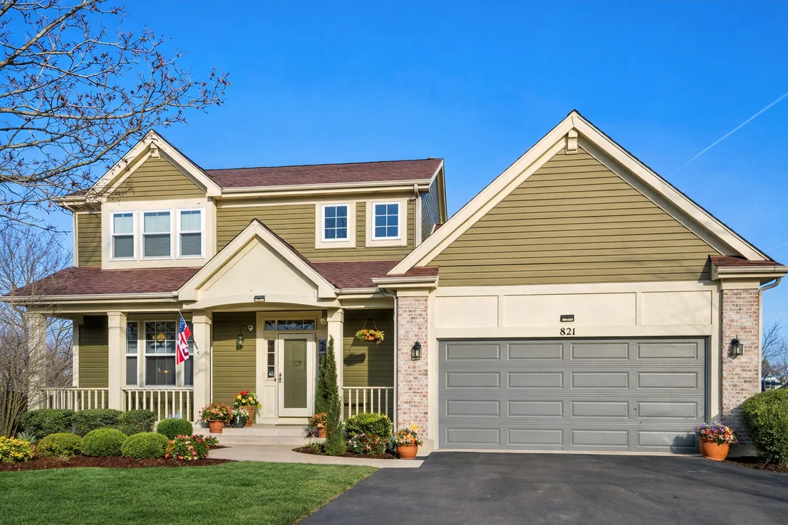 Photo of 821 Red Barn Lane