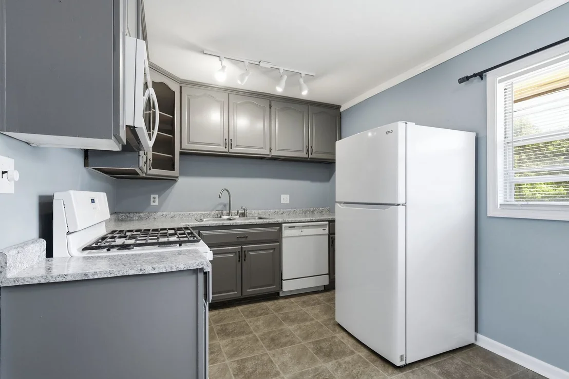 Photo of 1237 Mount Vernon Drive
