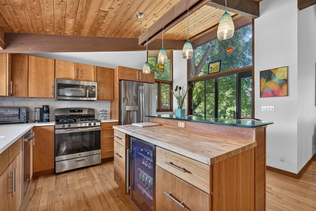 Photo of 2390 Circle Drive