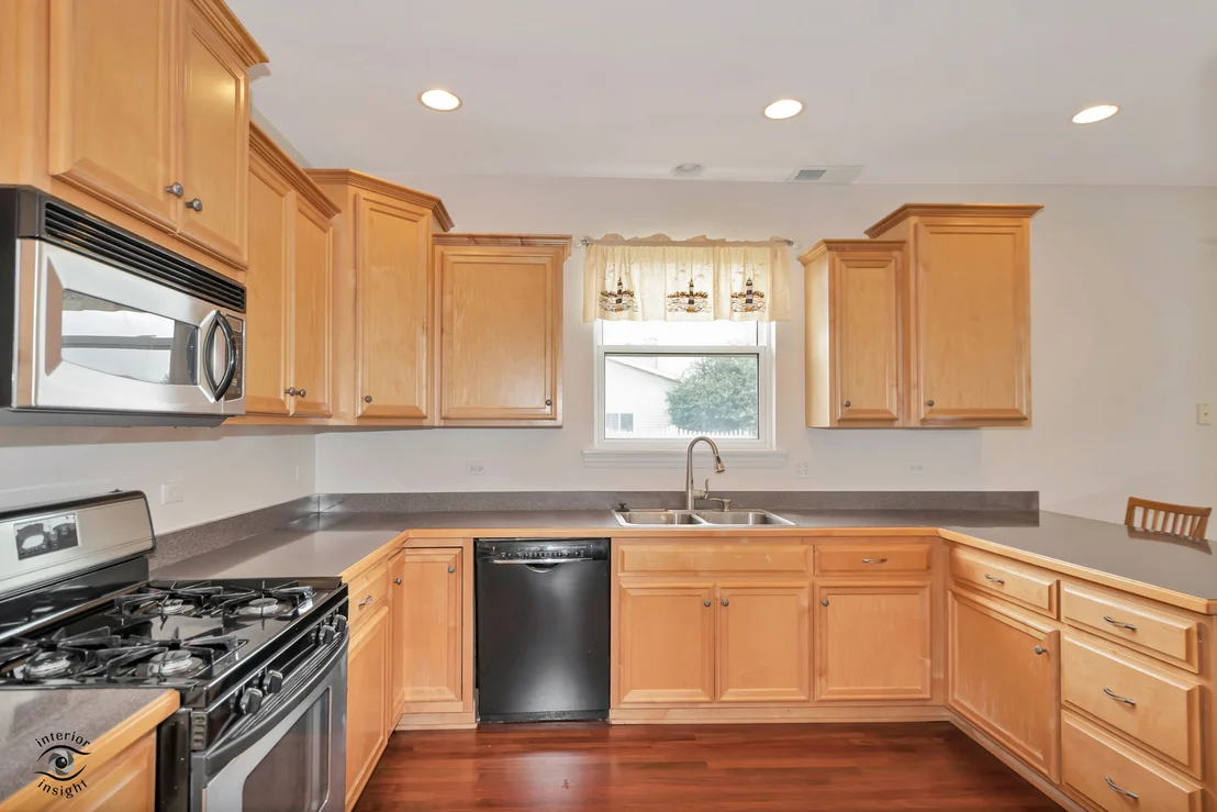 Photo of 15474 Lakeview Drive