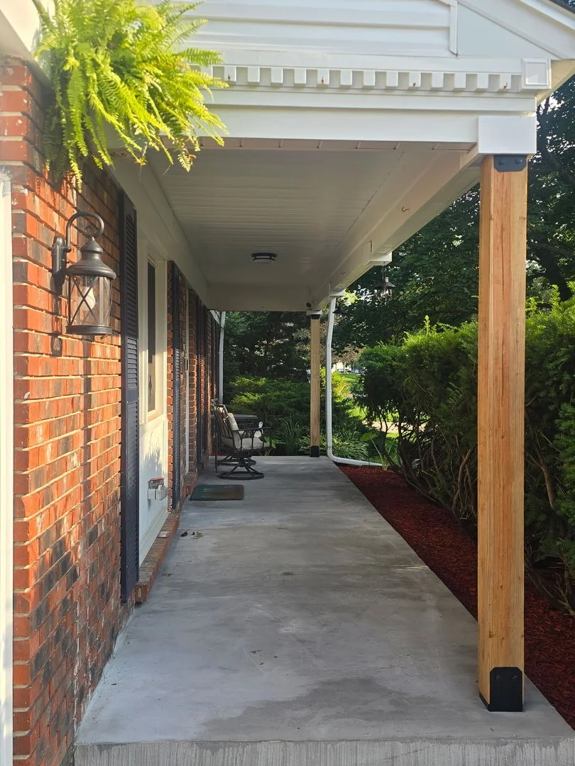 Photo of 680 Indian Spring Lane