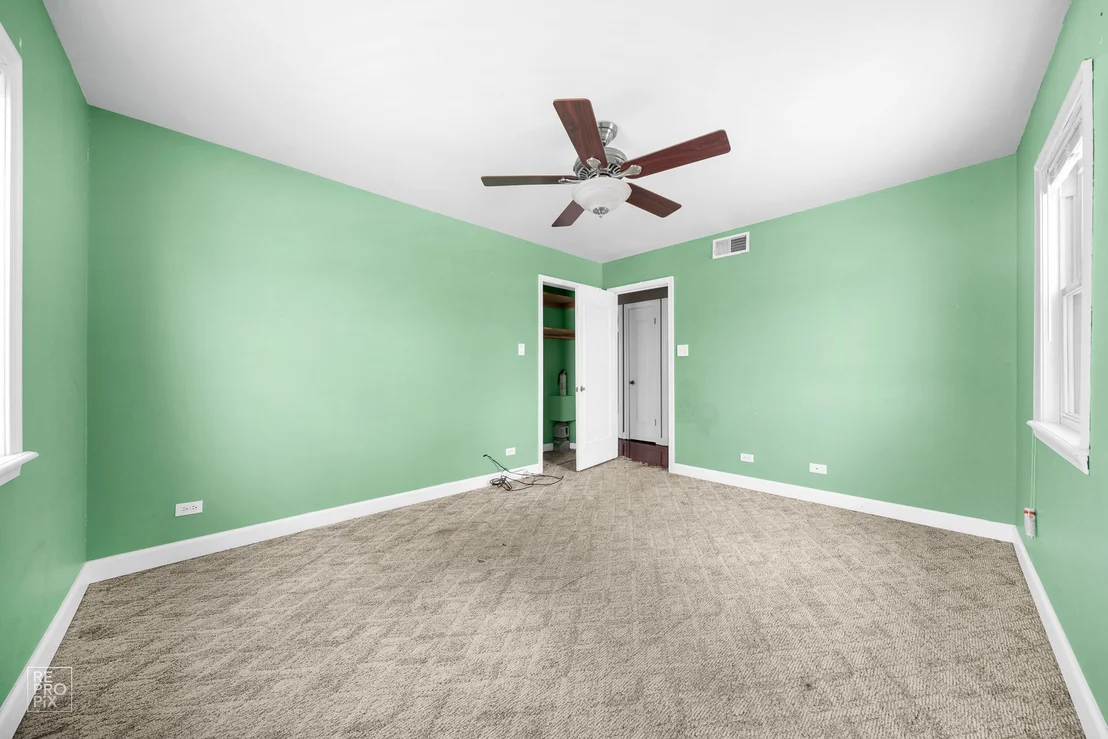 Photo of 5936 Butterfield Road