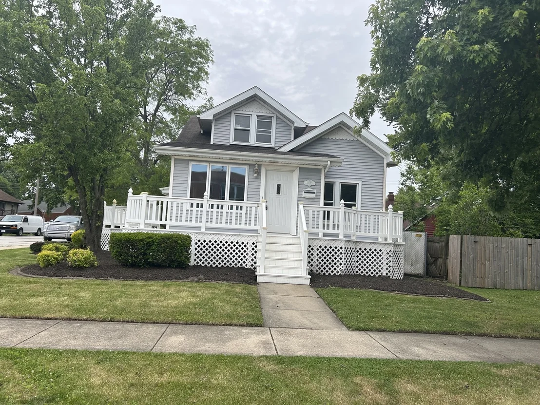 Photo of 3673 Randolph Street