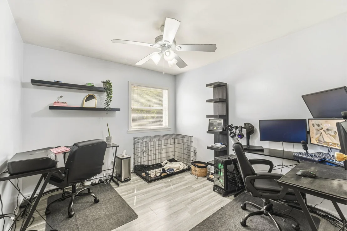 Photo of 920 Central Avenue