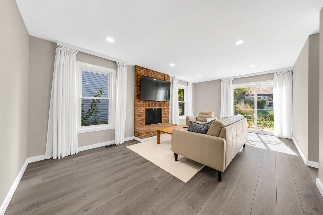 Photo of 620 Cobblestone Lane