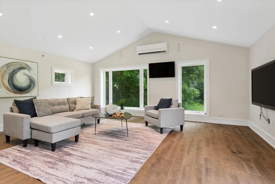 Photo of 3148 Cuba Road