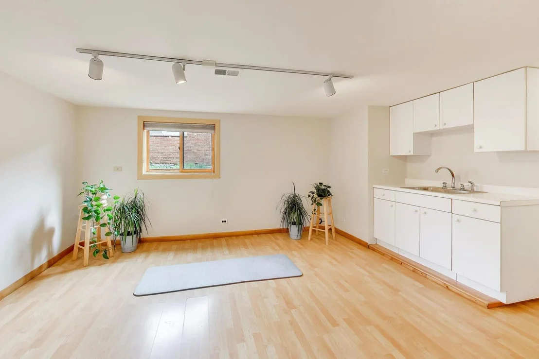 Photo of 325 Dodge Avenue
