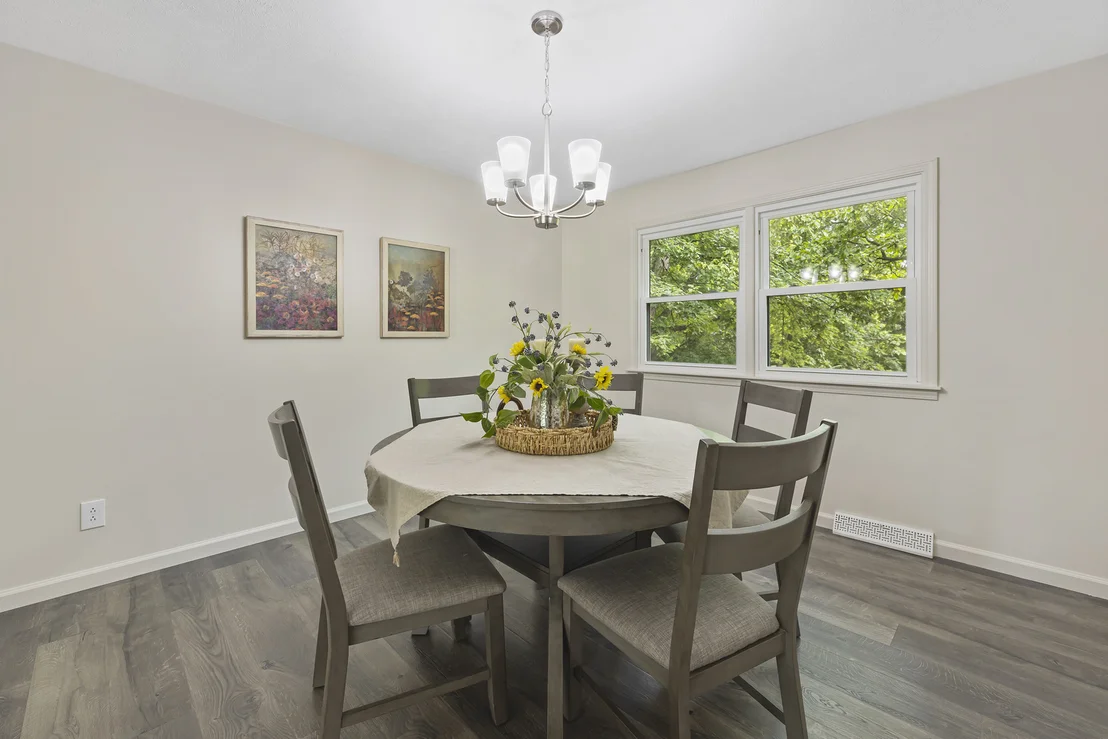 Photo of 310 Harper Court