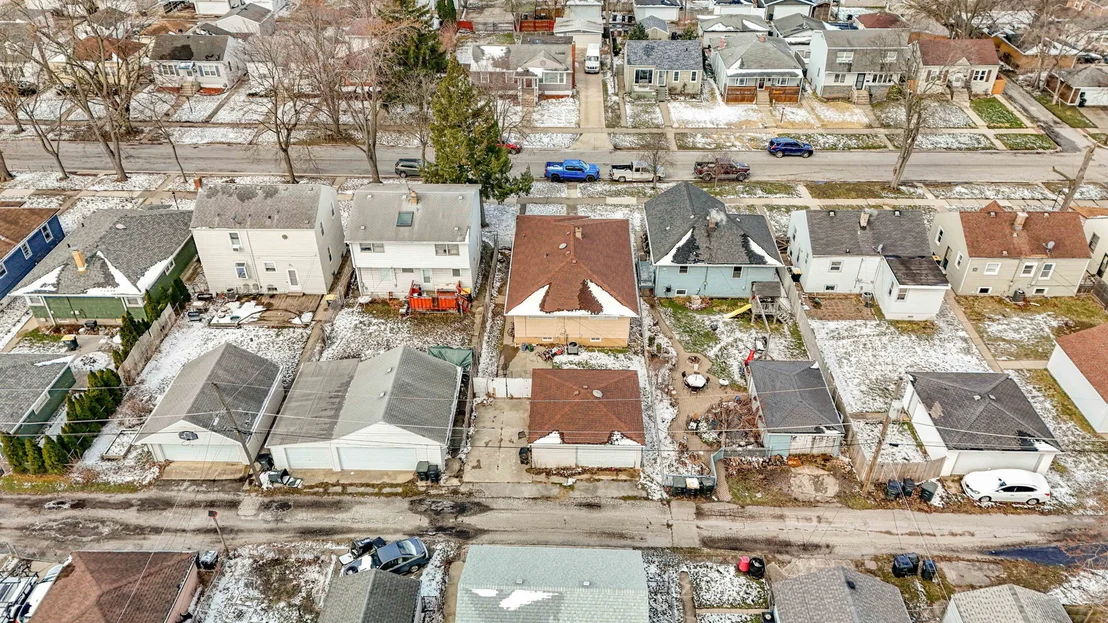 Photo of 17831 Community Street