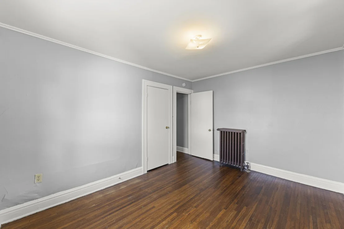 Photo of 803 1st Avenue