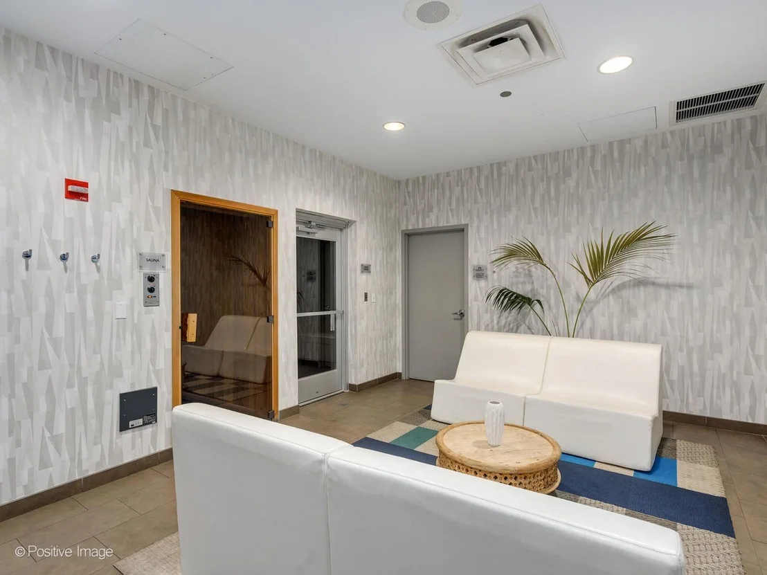 Photo of 194 N Park Drive