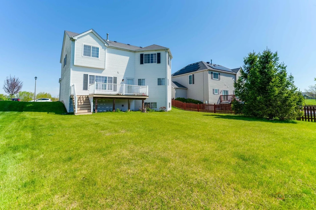 Photo of 1094 Holly Drive