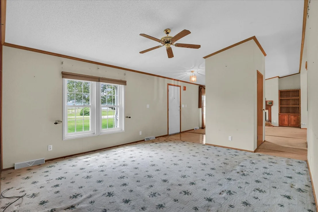 Photo of 425 County Road 1575 E