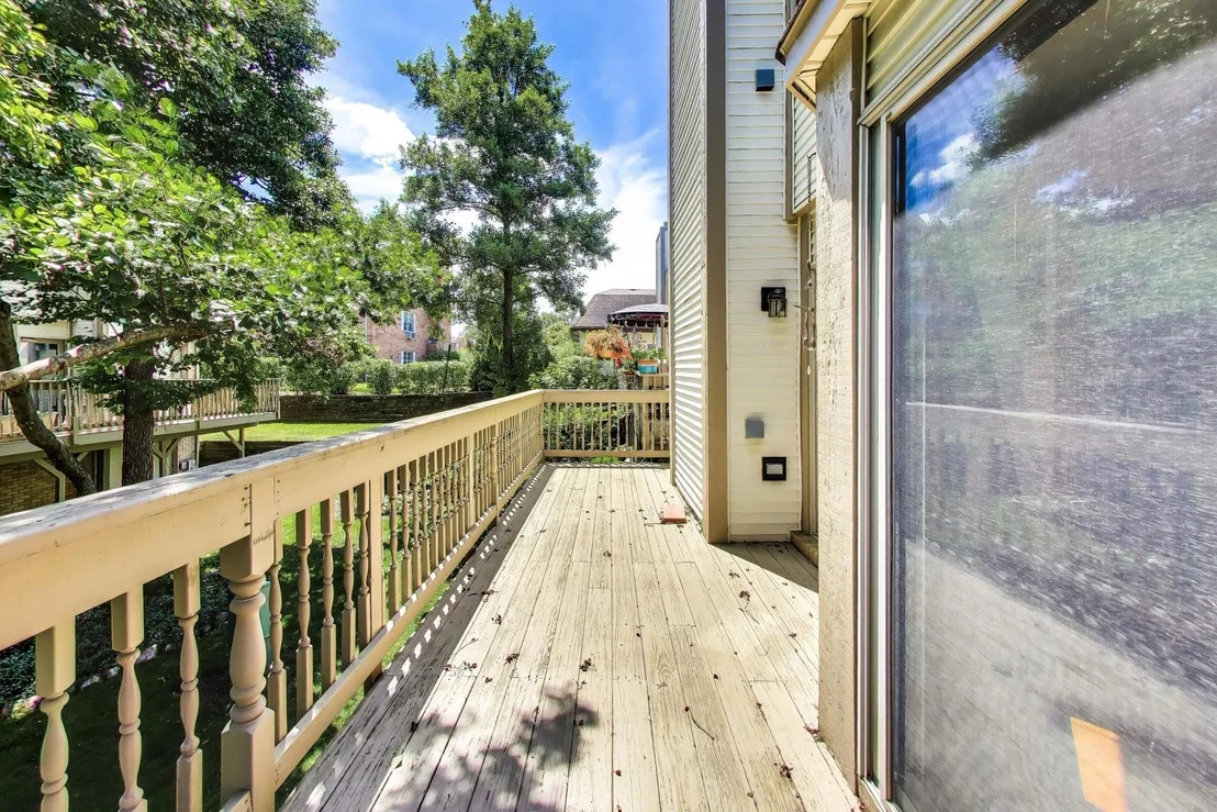 Photo of 133 Schiller Place