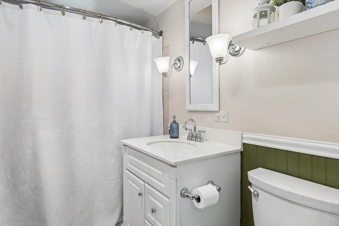 Photo of 5324 Clover Drive