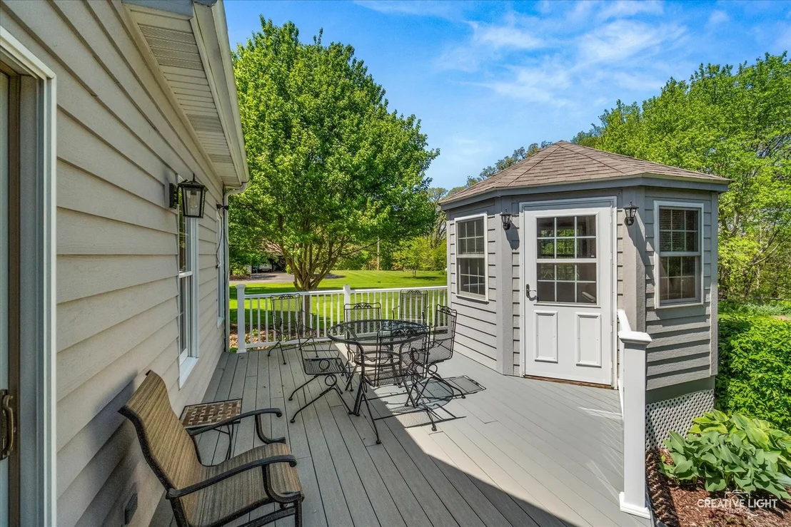 Photo of 16073 Burr Oak Road