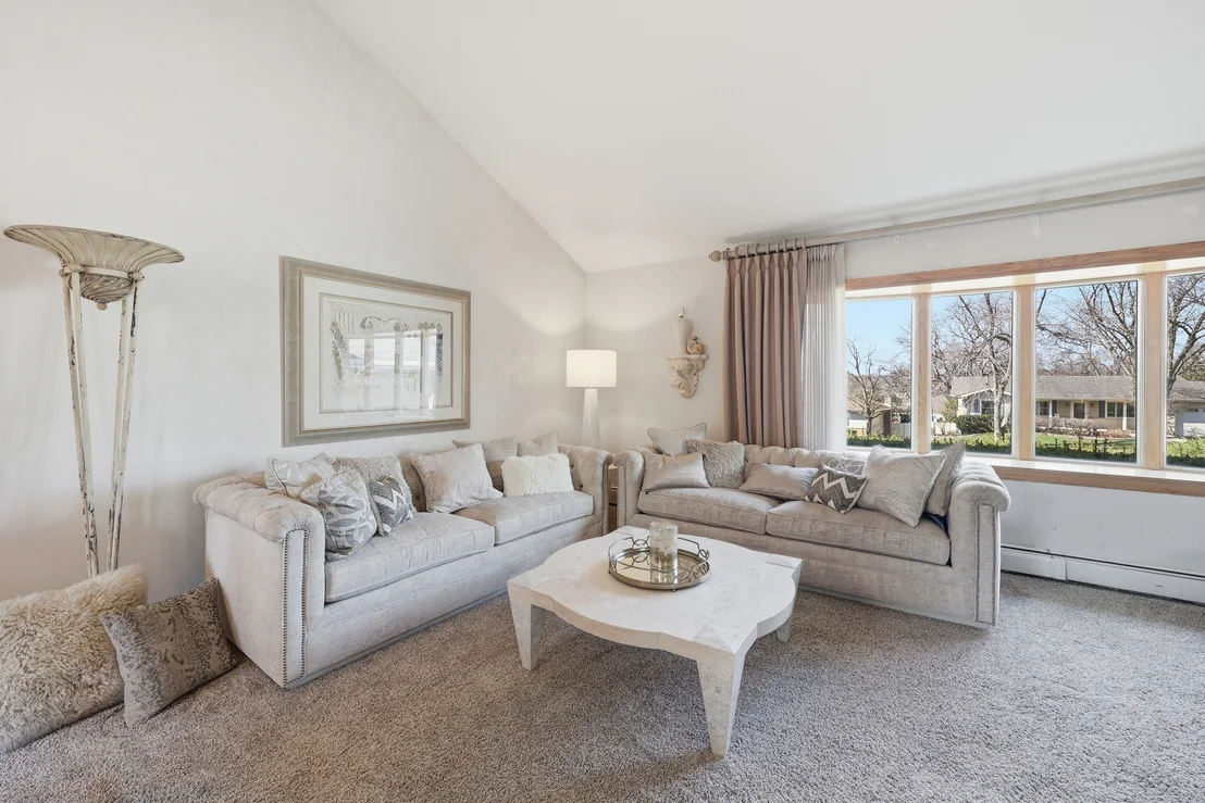 Photo of 715 Pinecroft Drive