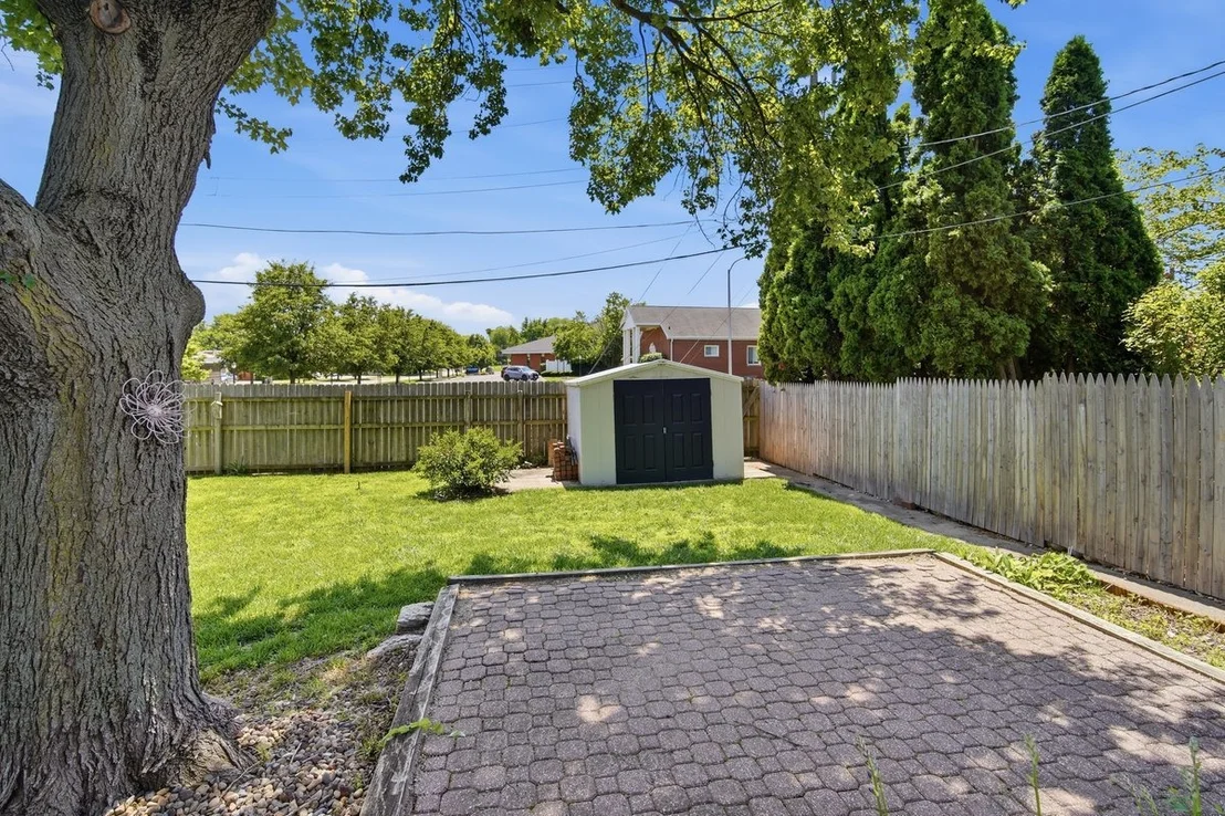 Photo of 301 Martin Street