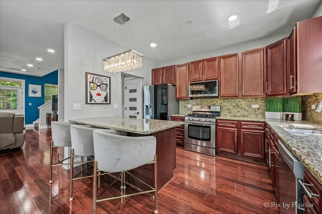 Photo of 512 Littleton Trail