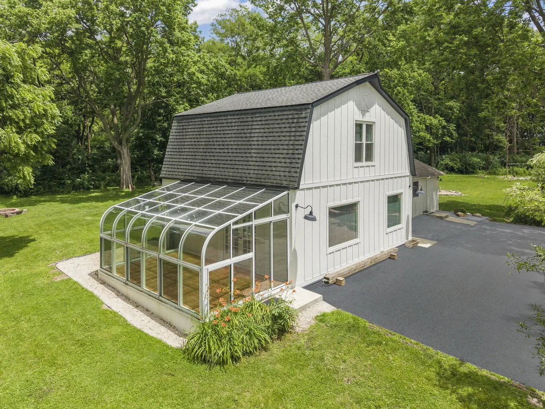 Photo of 7479 Grove Road