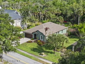 Photo of 881 Mandarin Drive NE