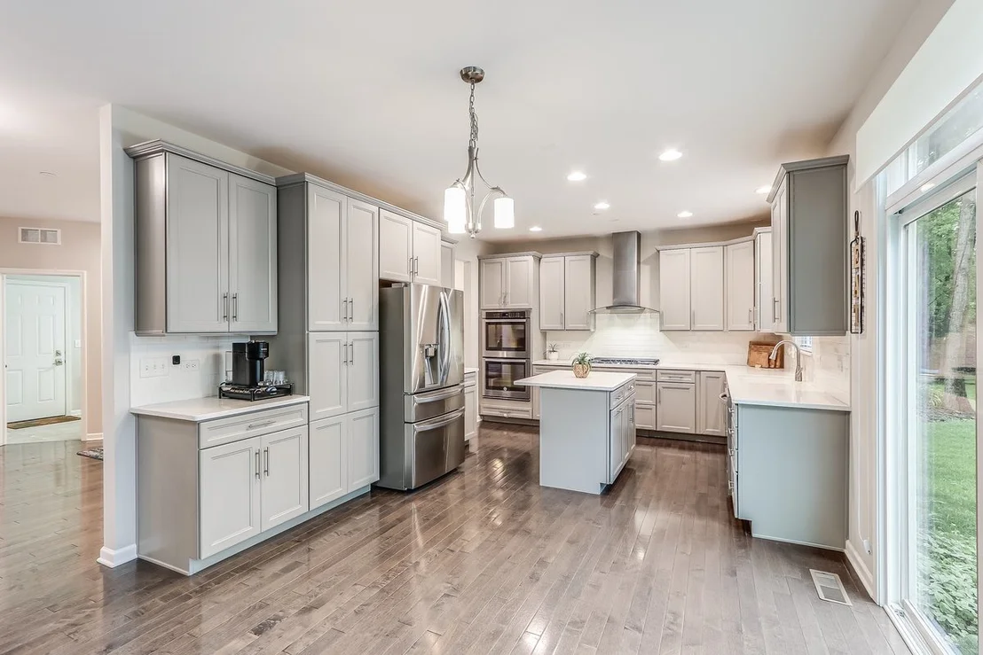 Photo of 1612 Bur Oak Drive