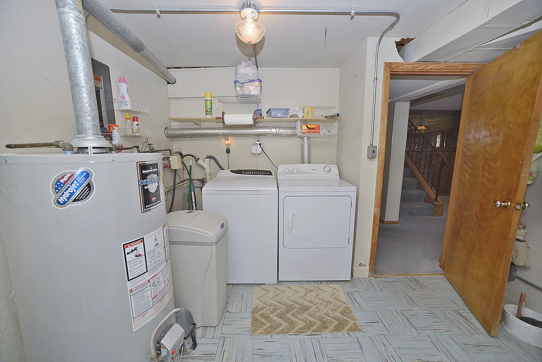 Photo of 749 Fort Street