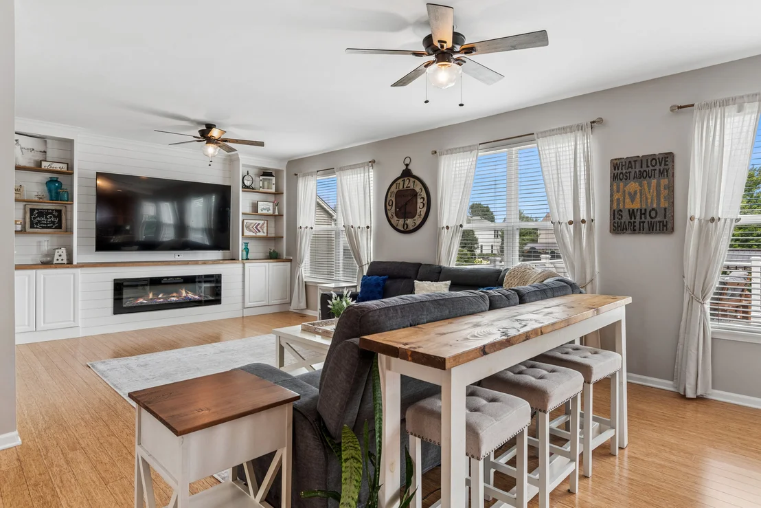 Photo of 711 Jorstad Drive