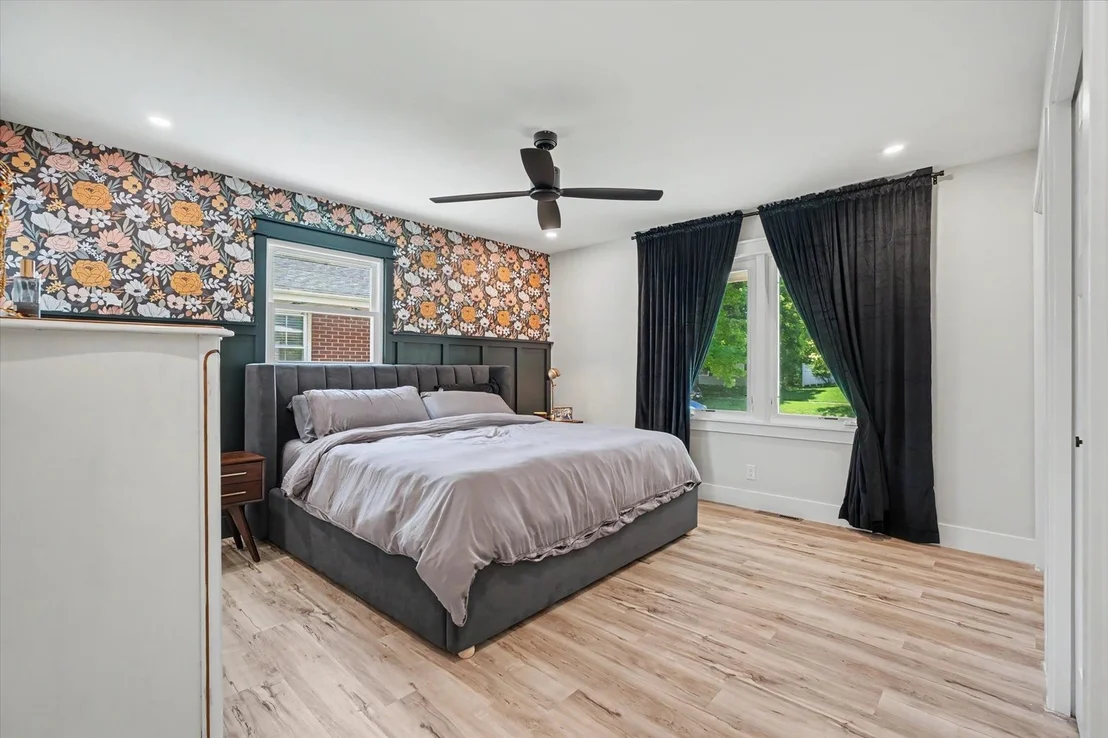 Photo of 1008 Devonshire Drive