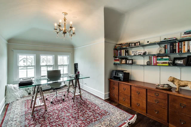 Photo of 1005 SHERIDAN Road